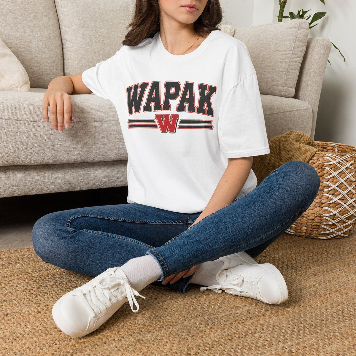 Wapak black tee