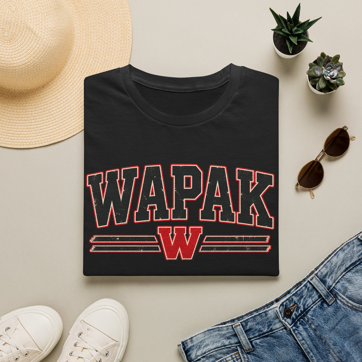 Wapak black tee